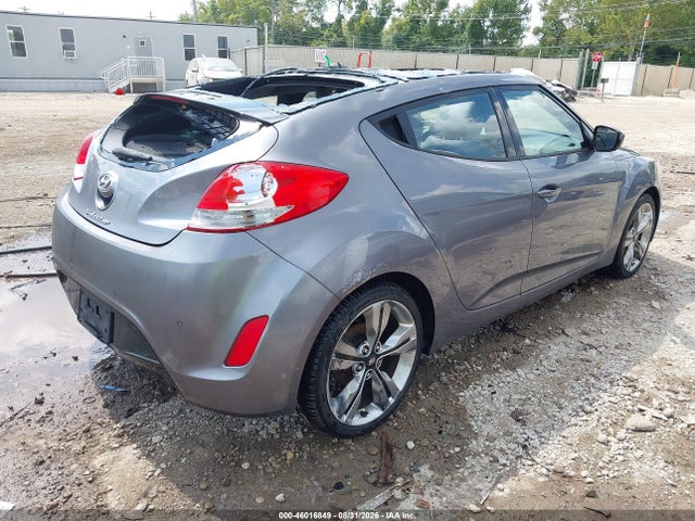 2015 Hyundai VELOSTER — фото 4