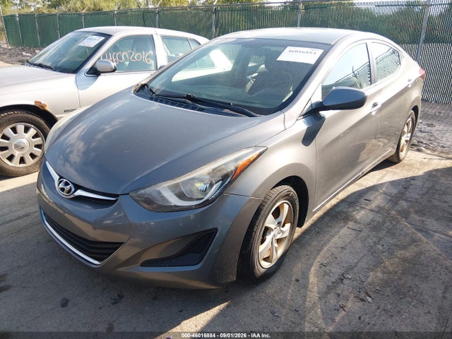 صورة 6 لـ 2014 Hyundai ELANTRA SE