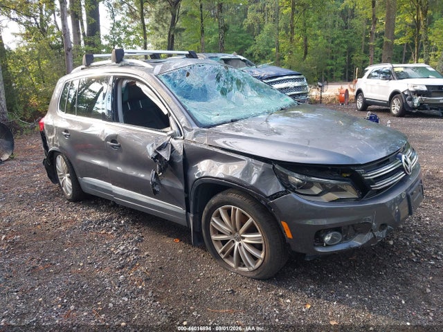 2016 VOLKSWAGEN TIGUAN SE