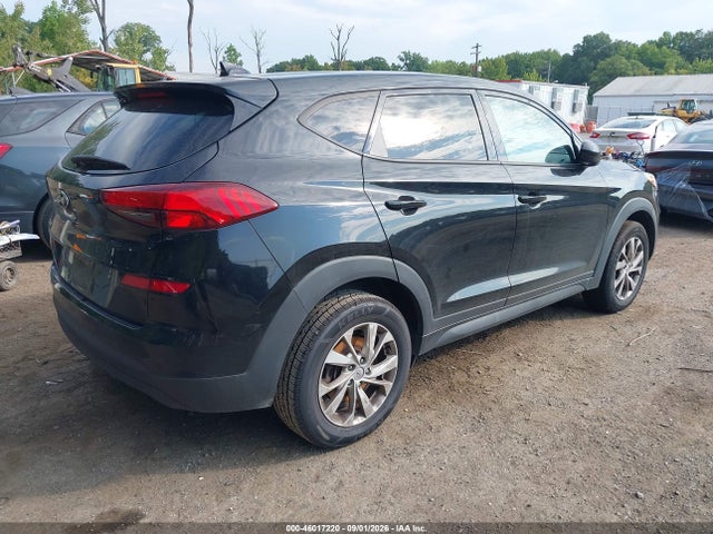 2020 HYUNDAI TUCSON SE 4