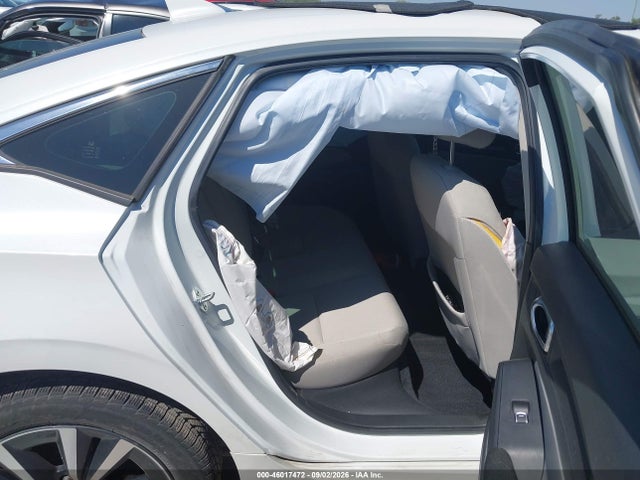 2022 HONDA CIVIC EX 8