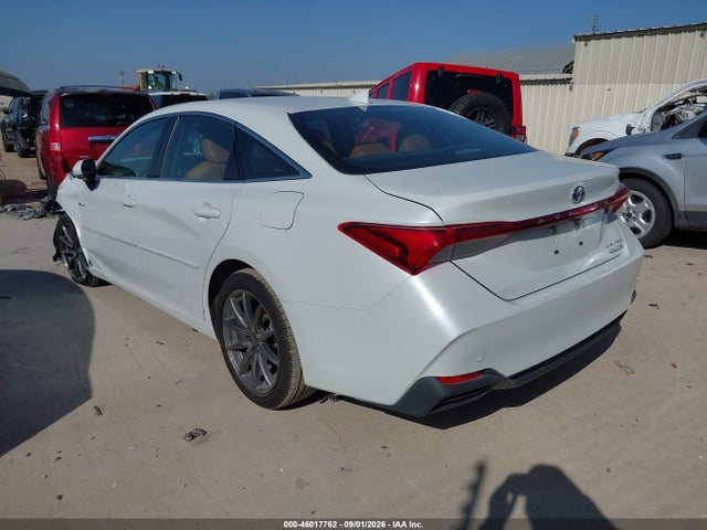 2019 TOYOTA AVALON HYBRID LIMITED 3