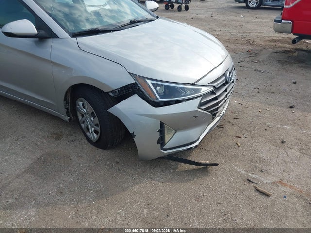 2020 HYUNDAI ELANTRA SE 6