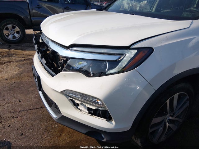 2017 HONDA PILOT TOURING 18