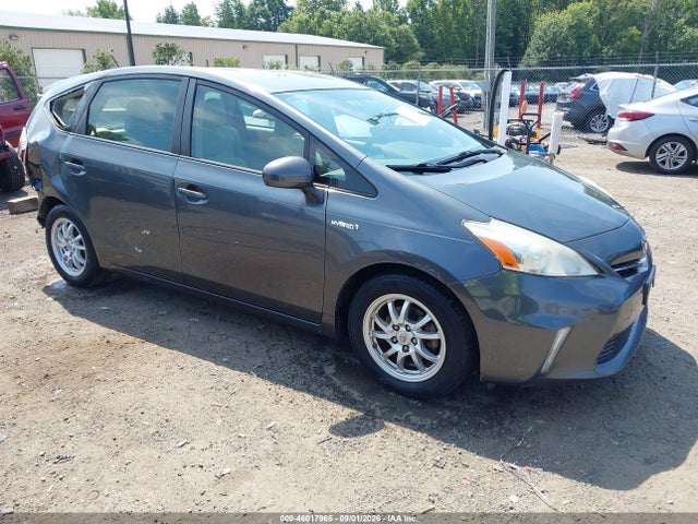 2013 TOYOTA PRIUS THREE
