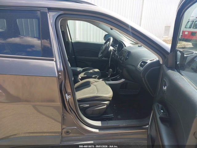 2018 JEEP COMPASS SPORT FWD 5