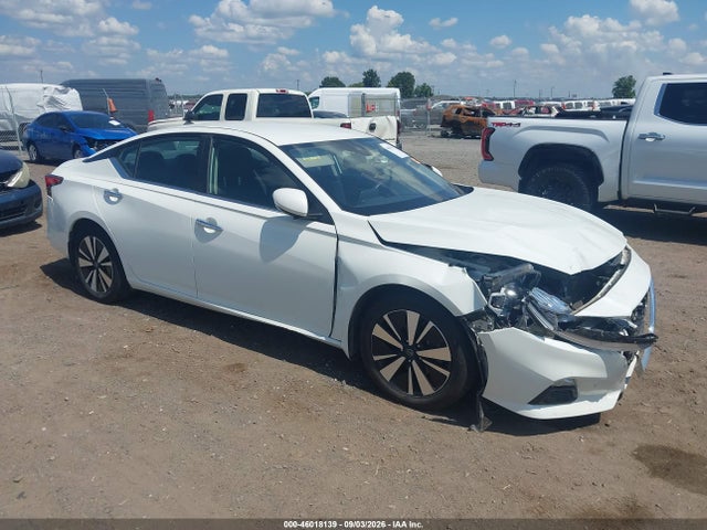 2022 NISSAN ALTIMA SV FWD