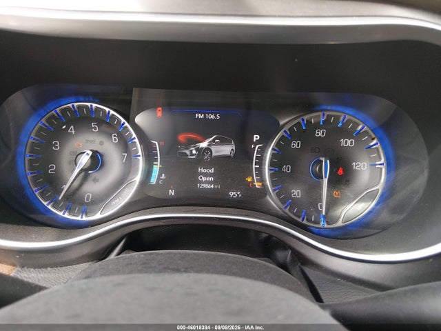 2017 CHRYSLER PACIFICA LIMITED 7