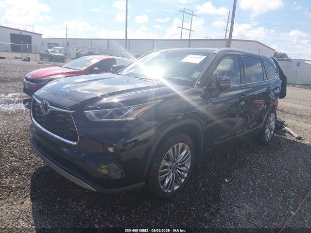 2026 TOYOTA HIGHLANDER HYBRID PLATINUM 2