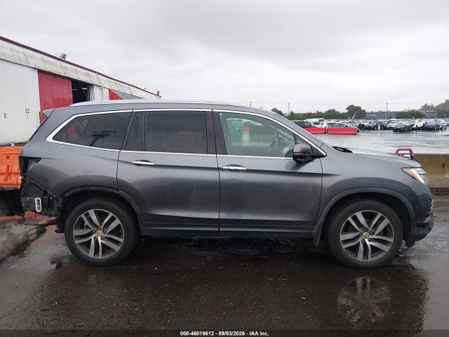 2017 HONDA PILOT TOURING 14
