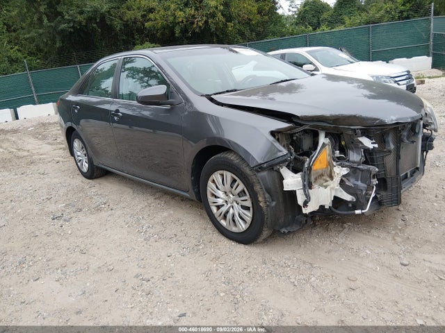 2013 TOYOTA CAMRY LE