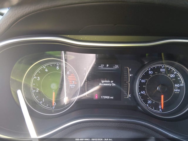 2019 JEEP CHEROKEE ALTITUDE FWD 6