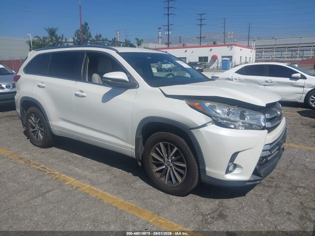 2018 TOYOTA HIGHLANDER XLE