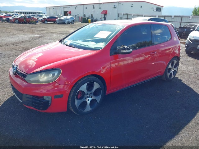 2010 Volkswagen GTI 2-DOOR — фото 2
