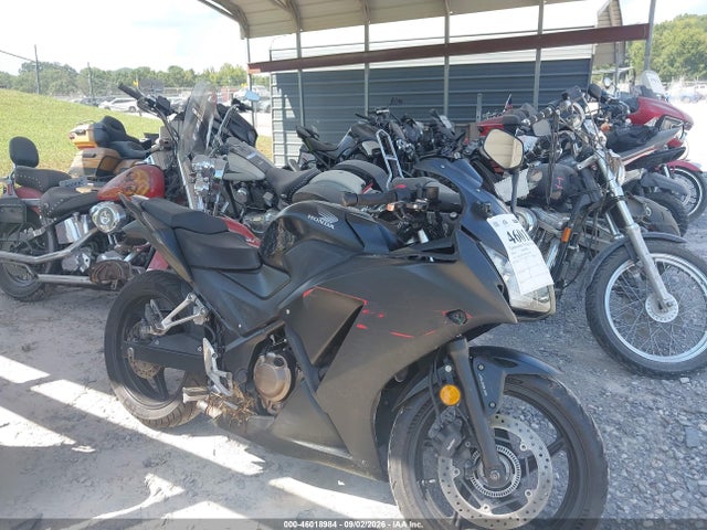 2016 HONDA CBR300 R