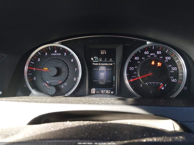 2017 TOYOTA CAMRY SE 7