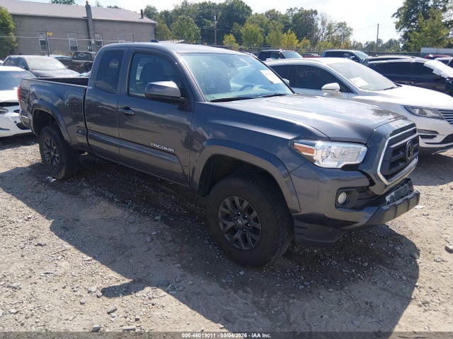 2022 TOYOTA TACOMA SR5