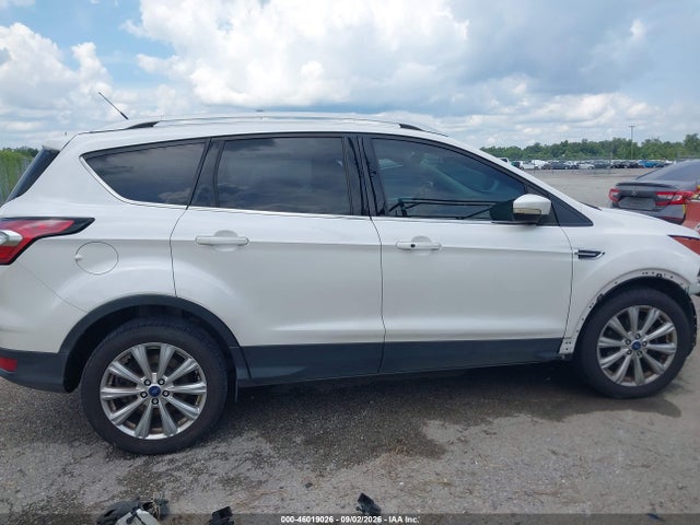 2017 FORD ESCAPE TITANIUM 14