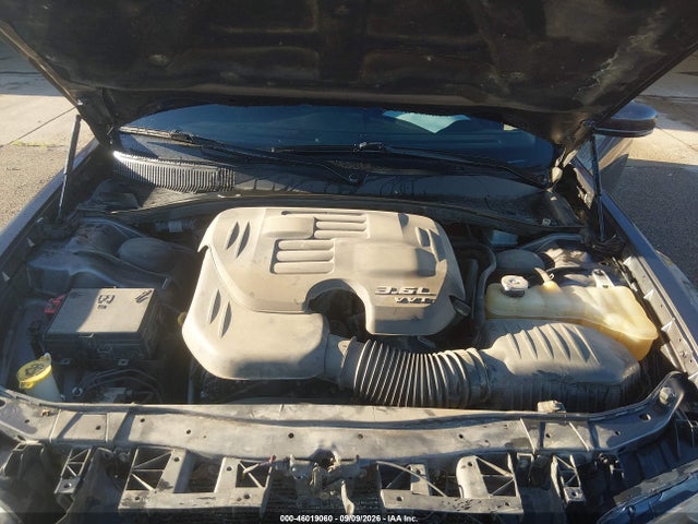 2017 CHRYSLER 300 300S AWD 10