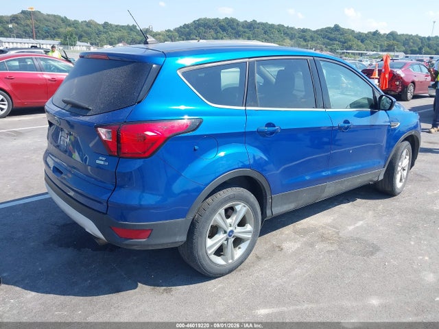 2019 FORD ESCAPE SE 4