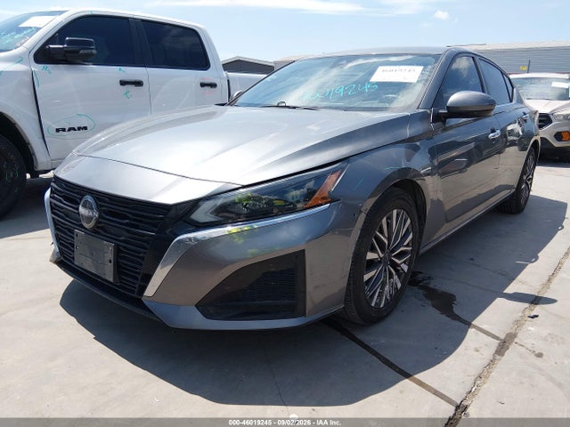 2023 NISSAN ALTIMA SV FWD 2