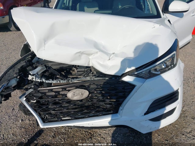 2021 HYUNDAI TUCSON SE 10