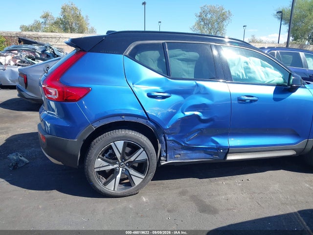 2021 VOLVO XC40 RECHARGE PURE ELECTRIC P8 12
