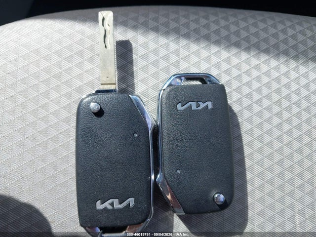 2023 KIA SOUL LX 11