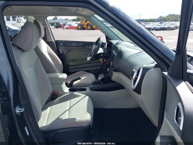 2023 KIA SOUL LX 5