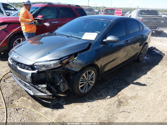 2024 KIA FORTE LXS 2