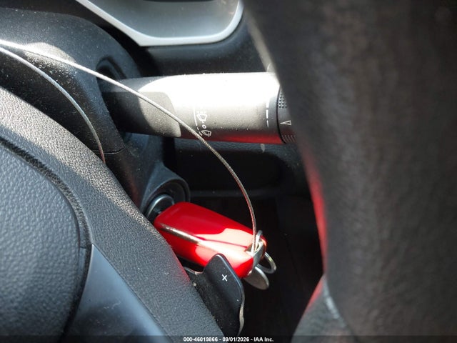 صورة 11 لـ 2012 Chevrolet CAMARO 1LT