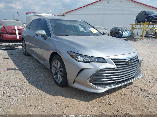 2020 TOYOTA AVALON XLE