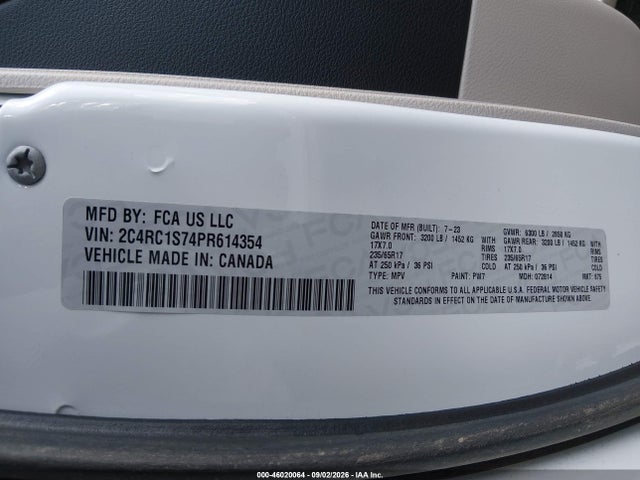 2023 CHRYSLER PACIFICA HYBRID LIMITED 9