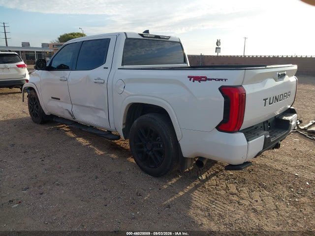 2023 TOYOTA TUNDRA SR5 3