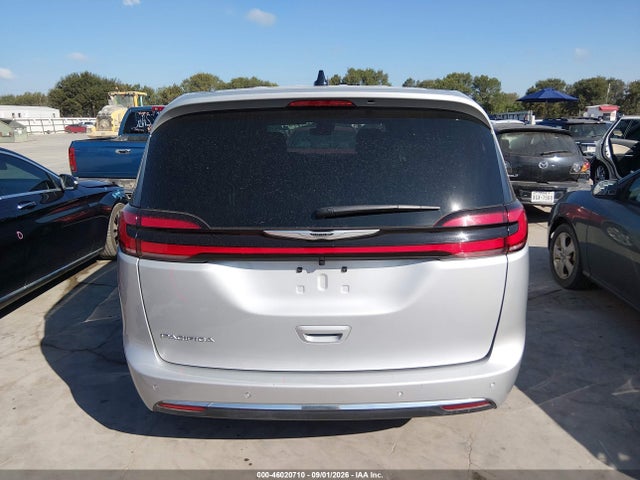 2026 CHRYSLER PACIFICA SELECT 16