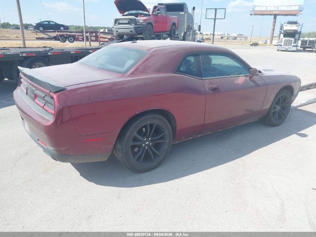 2018 DODGE CHALLENGER SXT 4