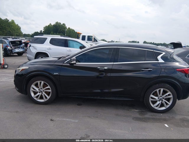 2019 INFINITI QX30 LUXE 14
