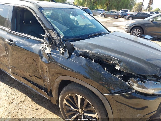 2021 TOYOTA HIGHLANDER XSE 19