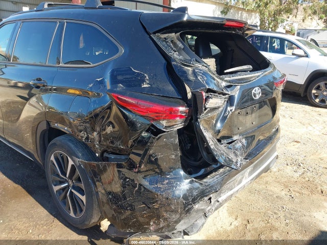 2021 TOYOTA HIGHLANDER XSE 6