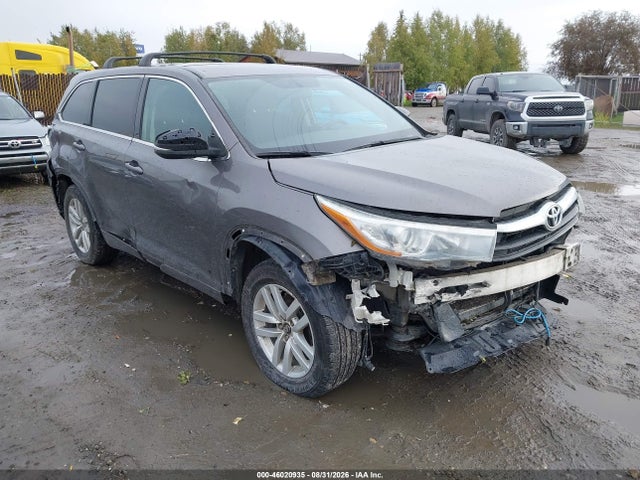 2016 TOYOTA HIGHLANDE LE V6