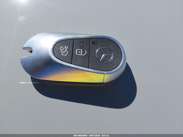 2026 MERCEDES-BENZ C 300 11