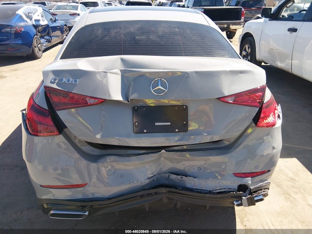 2026 MERCEDES-BENZ C 300 17