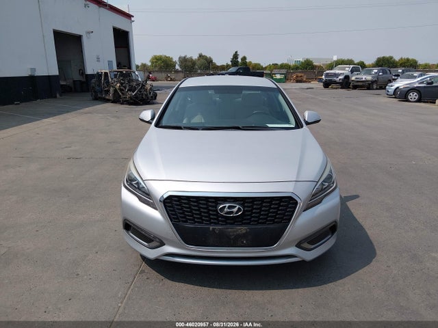2017 HYUNDAI SONATA HYBRID SE 14