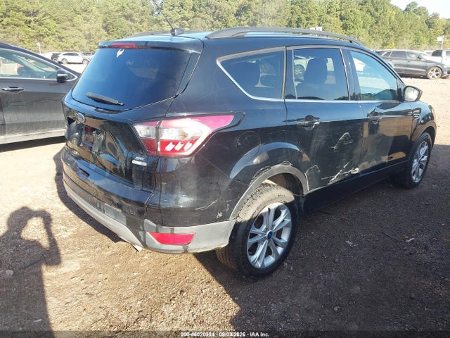 2018 FORD ESCAPE SE 4