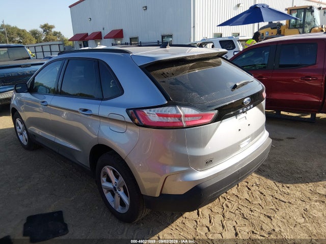 2021 FORD EDGE SE 3