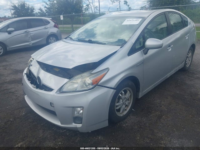 2011 Toyota PRIUS TWO — фото 6