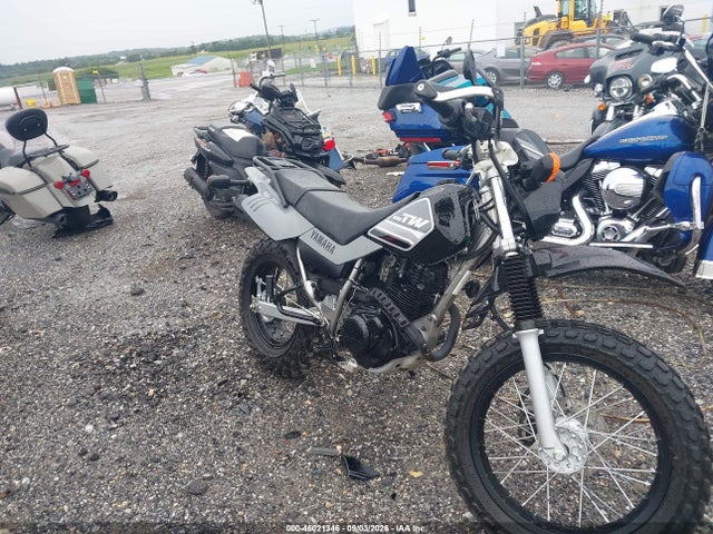 2022 YAMAHA TW200 C
