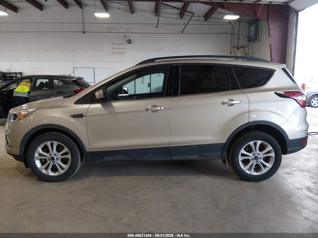 2018 FORD ESCAPE SE 13