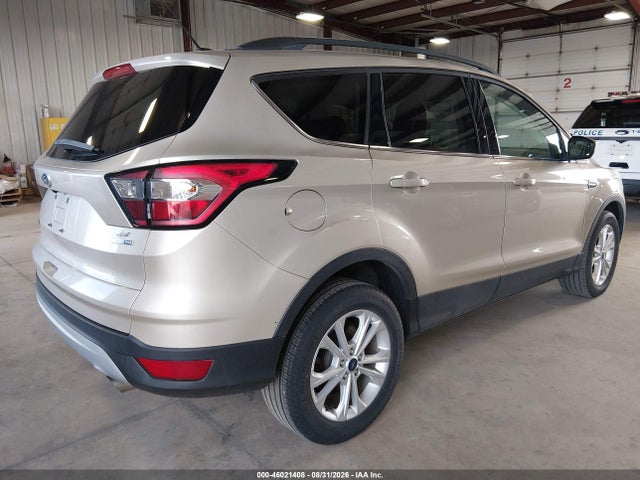 2018 FORD ESCAPE SE 4
