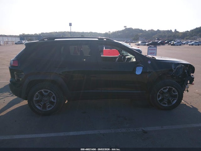 2019 JEEP CHEROKEE TRAILHAWK 13